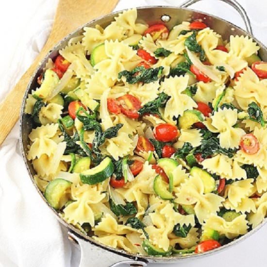 Zucchini, Spinach & Tomato Pasta