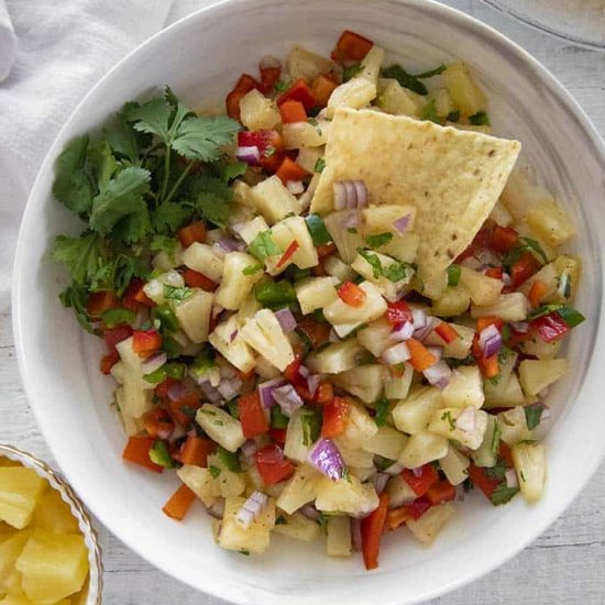 Juicy Pineapple Salsa