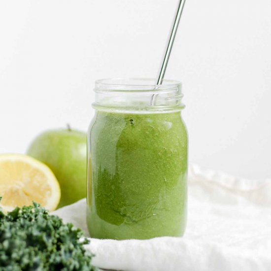 Kale Apple Kiwi Smoothie