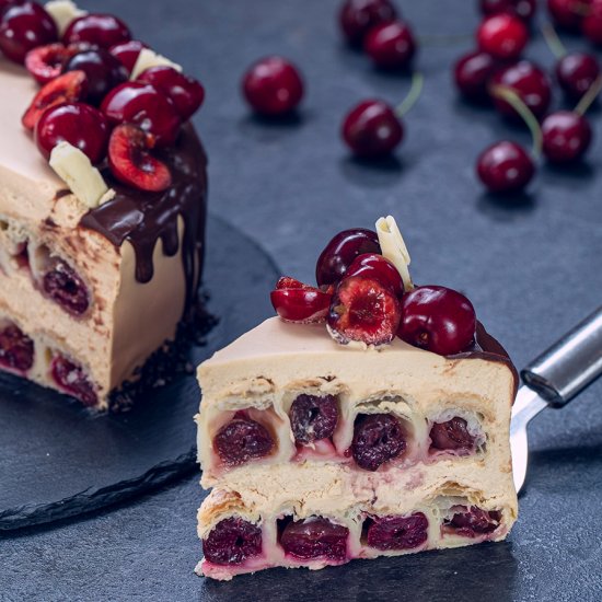 Cherry Puff Pastry Cakes