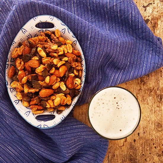 Hot and Spicy Beer Snack Mix