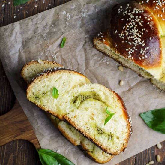 Parmesan Pesto Challah Bread