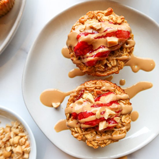 Peanut Butter & Jelly Baked Oatmeal