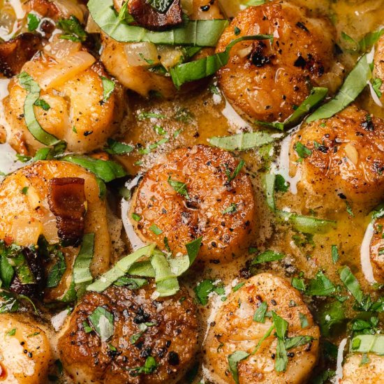 Cast Iron Scallops Skillet