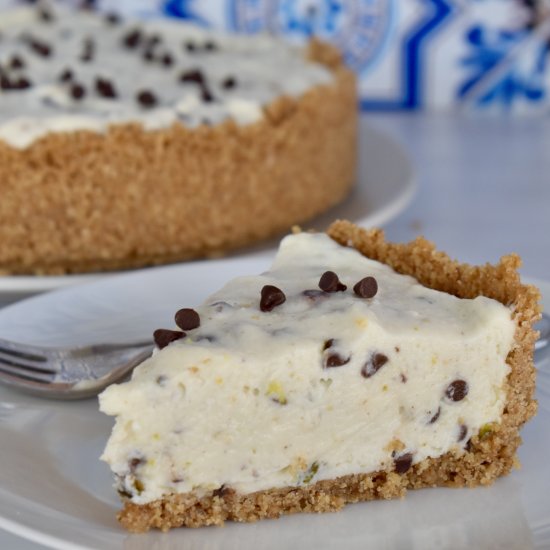 No Bake Cannoli Cheesecake