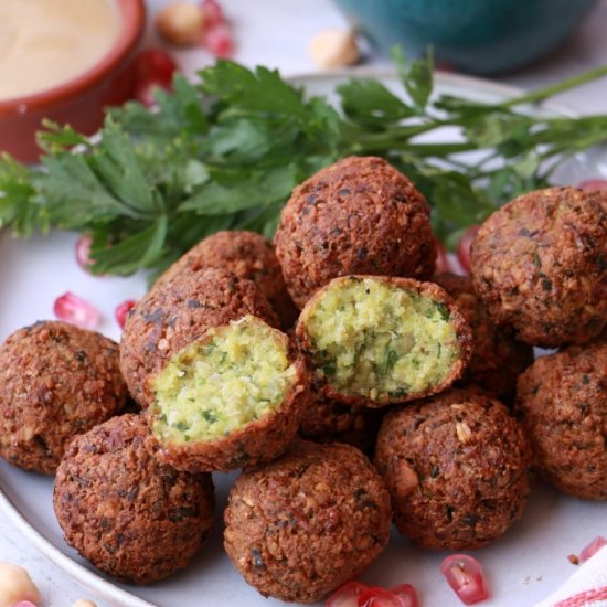 EASY GREEN VEGAN FALAFEL