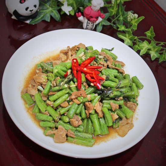 Stir Fry Long Bean with Basil