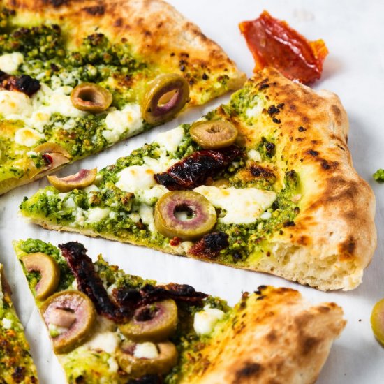 Pesto Pizza with Olives