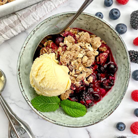 Vegan Berry Crumble