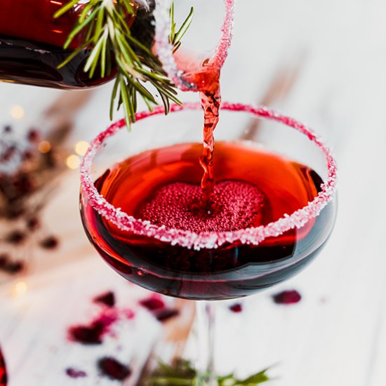 Sugar-Free Sparkling Cranberry Cocktail