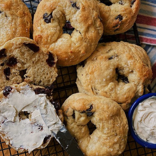 White Chocolate Cherry Bagels