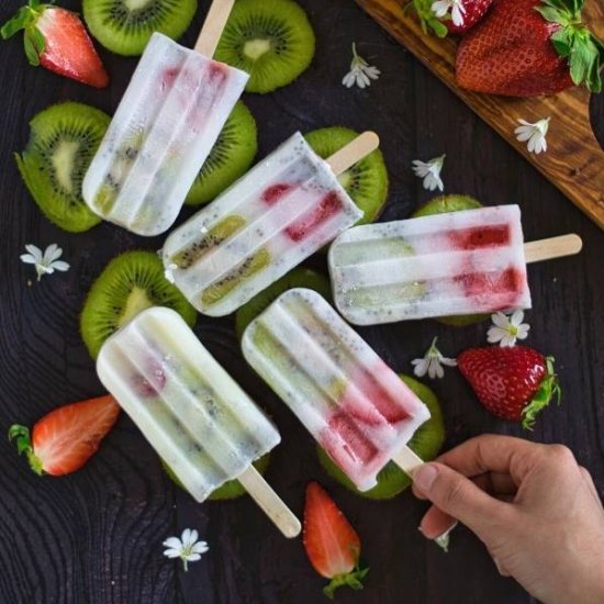 Kiwi Strawberry Popsicles