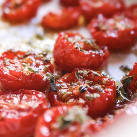 Garlic Roasted Cherry Tomatoes