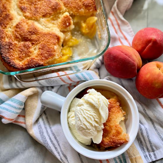 Old Fashioned Peach Cobbler