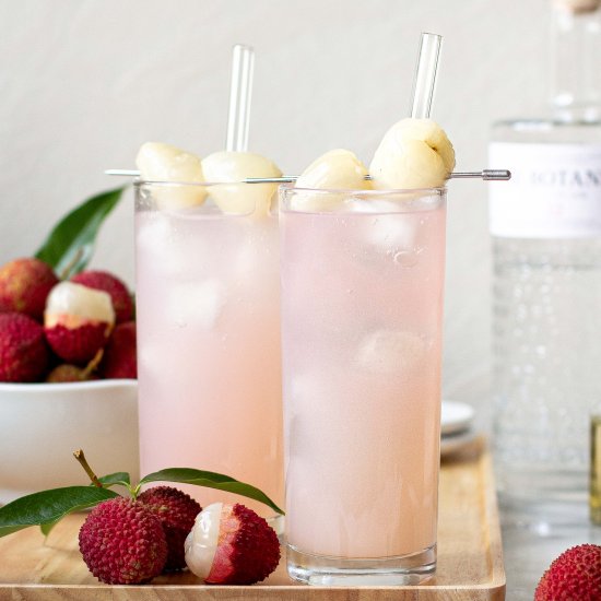 Sparkling Lychee Cocktail