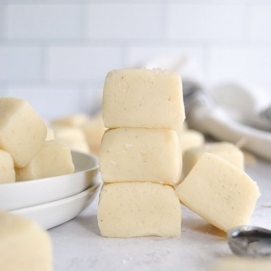 Salted Honey Vanilla Fudge