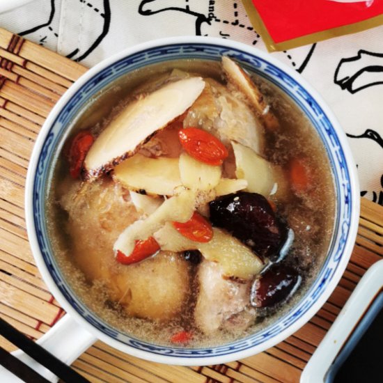 Chinese style chicken herbal soup