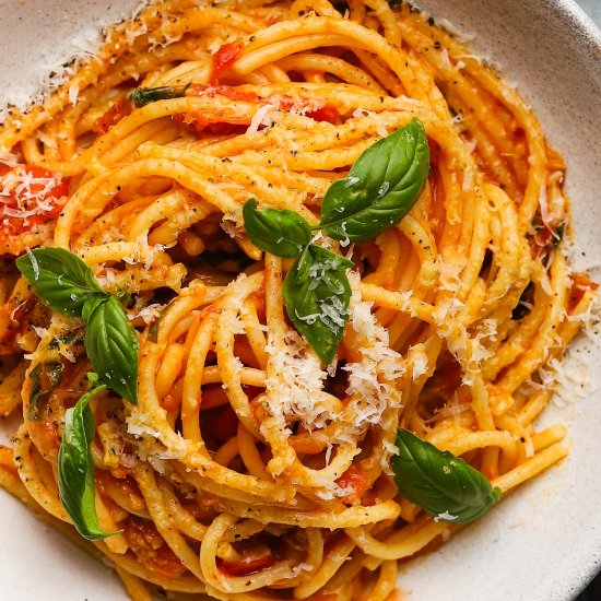 Burst Cherry Tomato Pasta