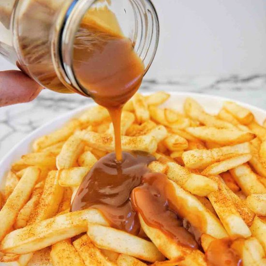 Gravy Fries (chips and gravy)