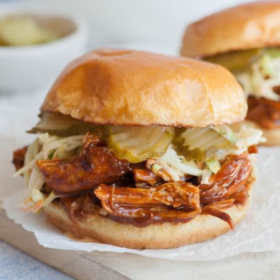 bbq pulled chicken sandwich