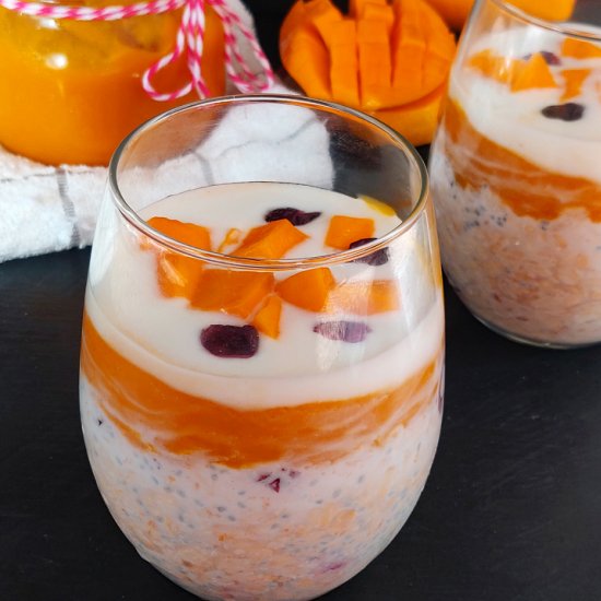 Vegan Mango Overnight Oats