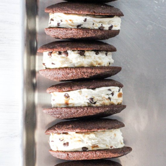 Dulce Ice Cream Sandwiches