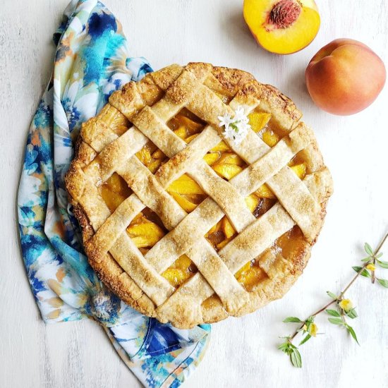 Peach Pie with Fresh Peaches