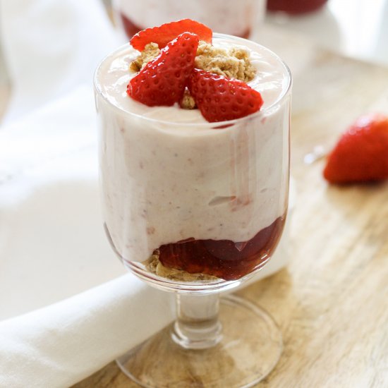 Greek Nonfat Yogurt with Strawberry