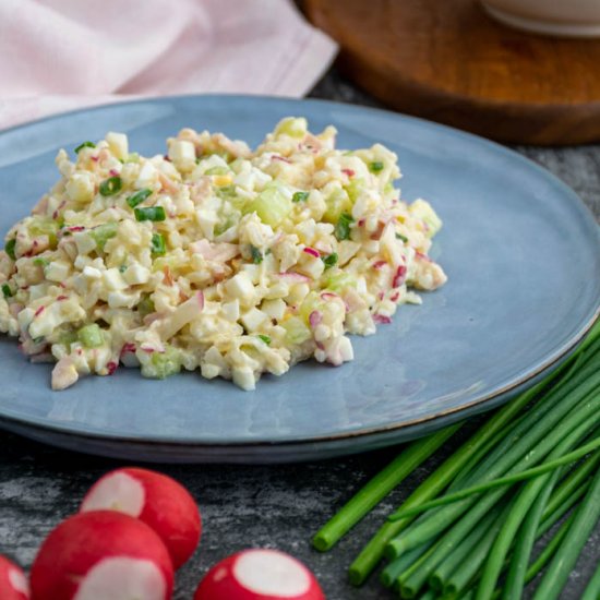 Salad with rice and eggs