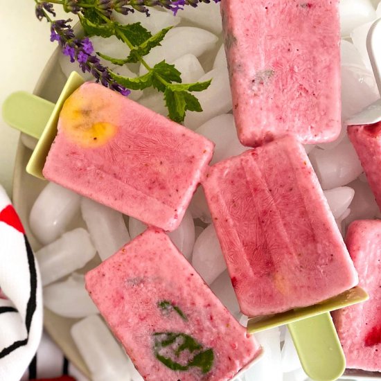 The Best Strawberry Creme Popsicles