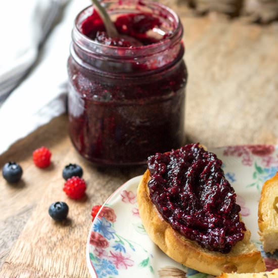 How to Make Basic Fruit Jam