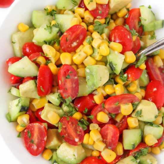 Summer Blast Salad with Avocado