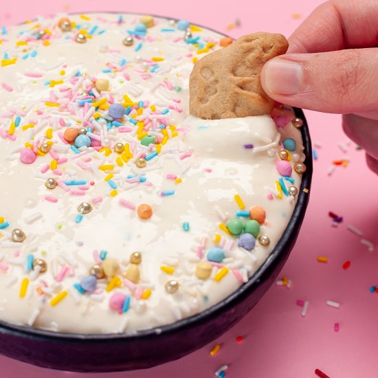 Funfetti Dip (Dunkaroo Dip)