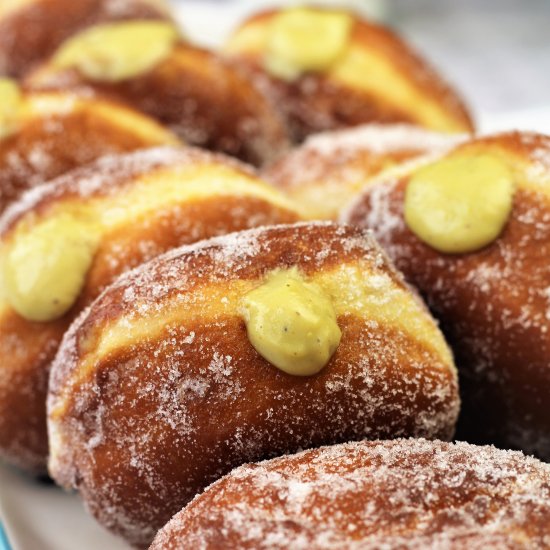 Bomboloni with Pistachio Custard