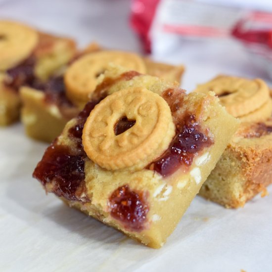 Mini Jammie Dodger Blondies