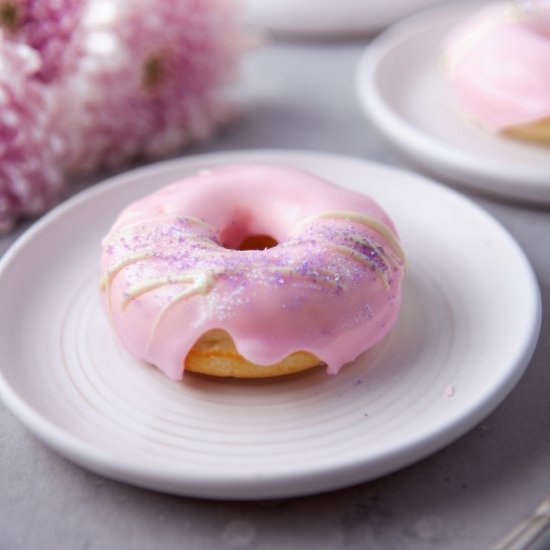 Vanilla Baked Buttermilk Donuts