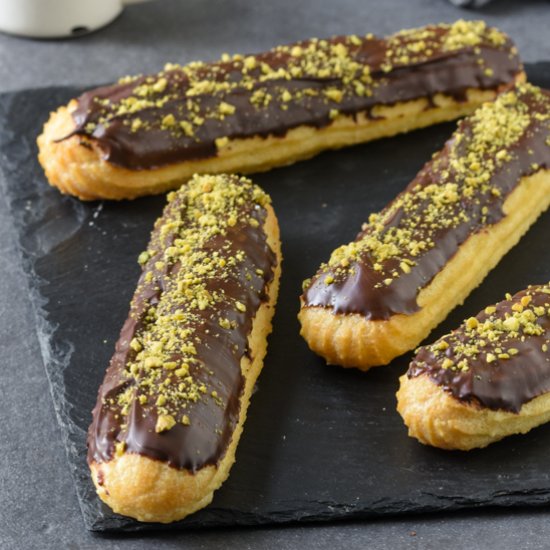 Eclairs with pastry cream