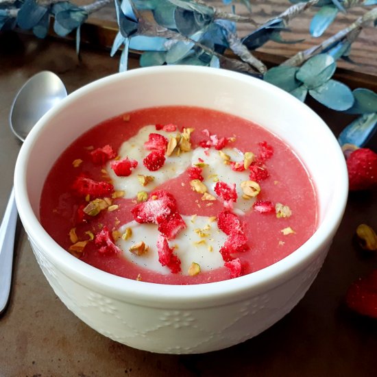 Cold Rhubarb & Strawberry Soup