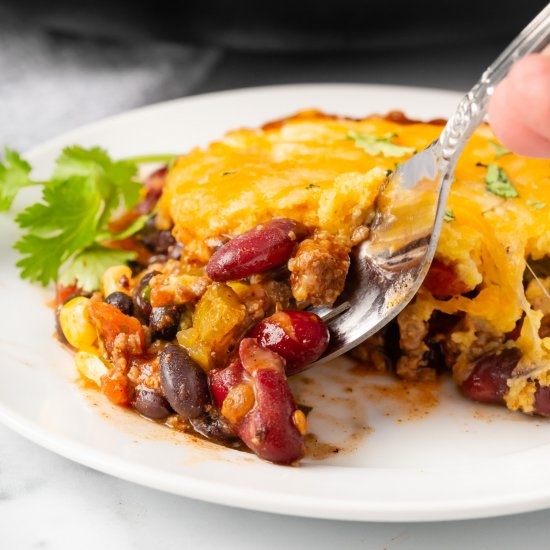 Skillet Beef & Cornbread Casserole