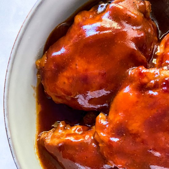 Slow Cooker BBQ Chicken Thighs