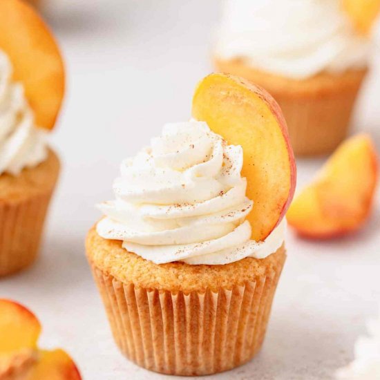 Peaches & Cream Cupcakes