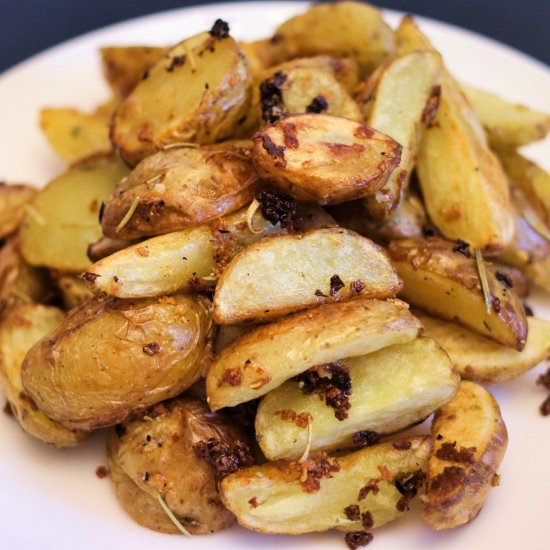 Garlic Roasted Potatoes