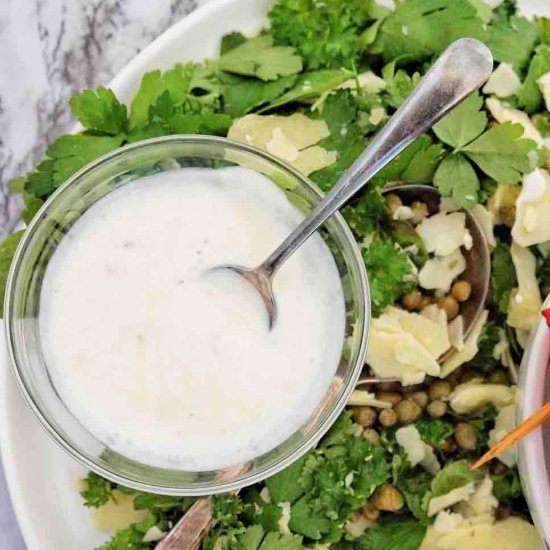 Garlic Yogurt Sauce