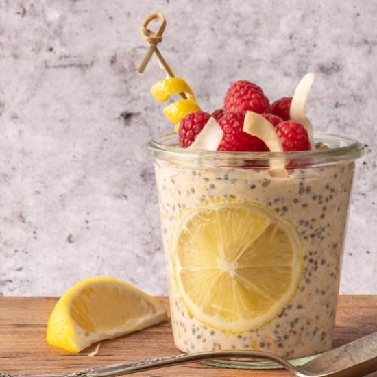 Creamy Lemon Overnight Oats