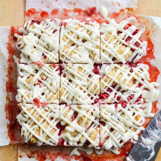 Strawberry Oatmeal Crumb Bars