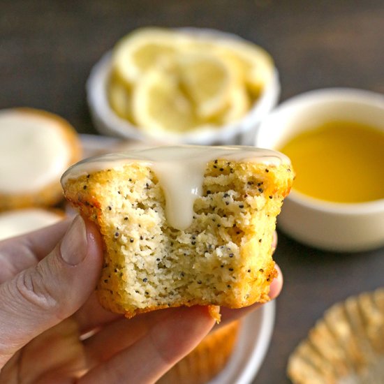 Paleo Lemon Poppy Seed Muffins