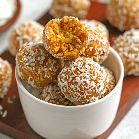 Paleo Vegan Mango Coconut Bites