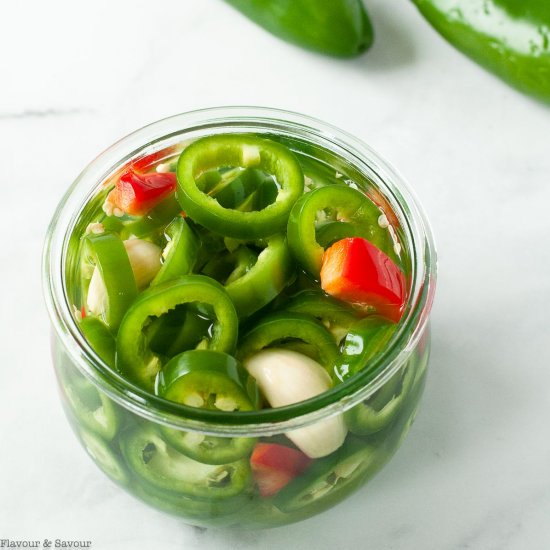 Quick Refrigerator Pickled Jalapeño