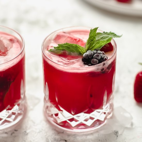 Berry Whiskey Smash