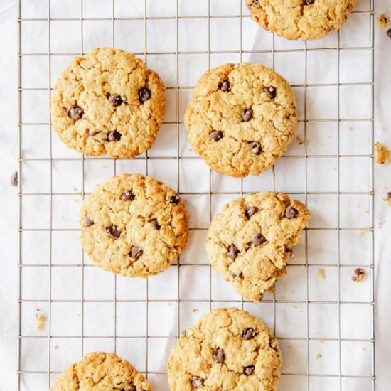 Vegan Chocolate Chip Peanut Cookies